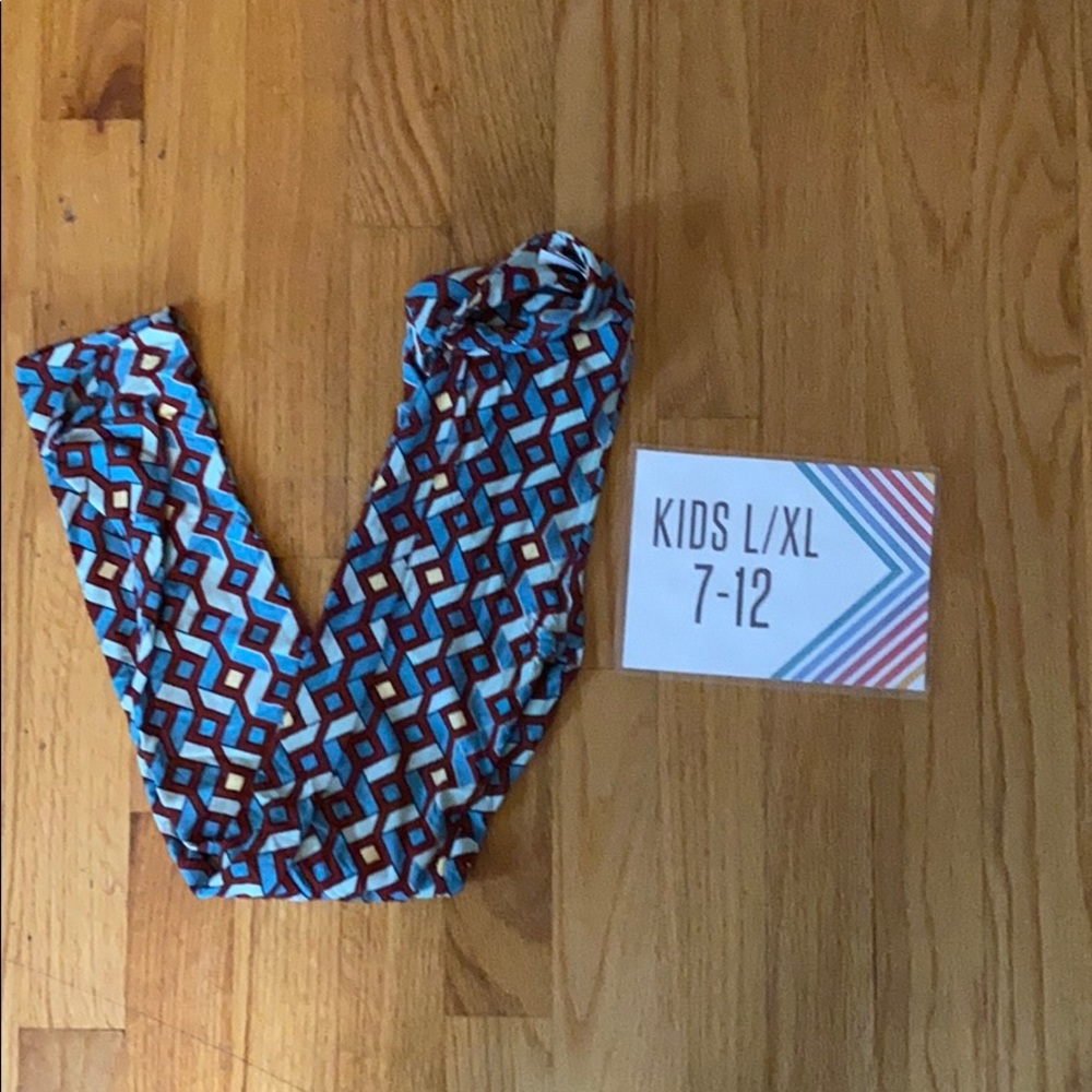 L/xl LULAROE LEGGINGS BRAND NEW NEVER WORN